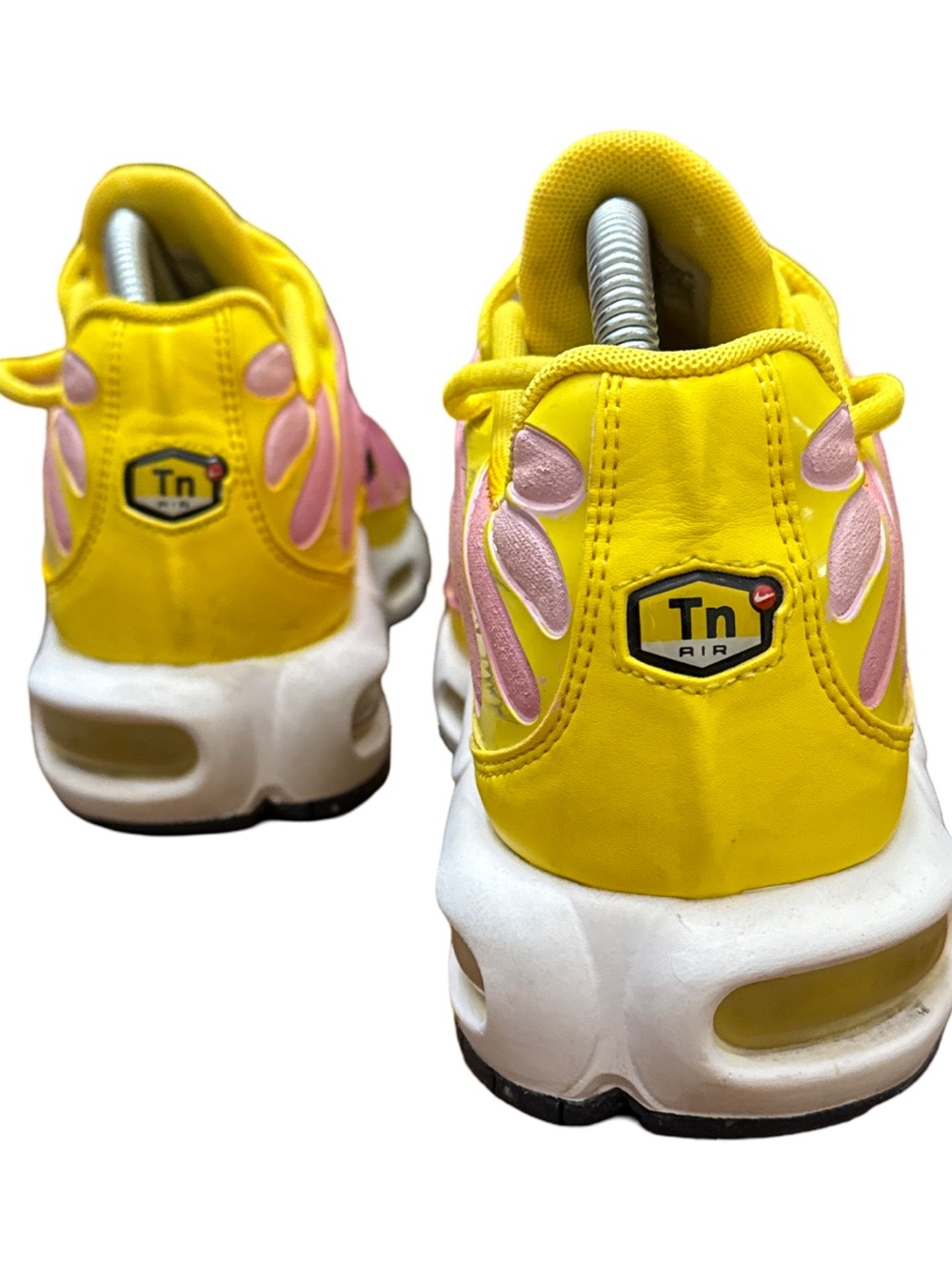 Nike Women's Pink and Yellow Sneakers - Picture 6 of 11